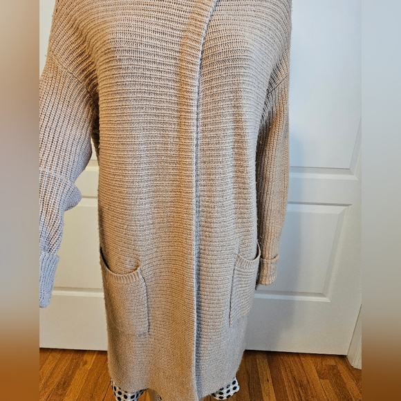 Tahari Womens Medeum Tan Merino wool long line cardigan sweater one button - Picture 4 of 6